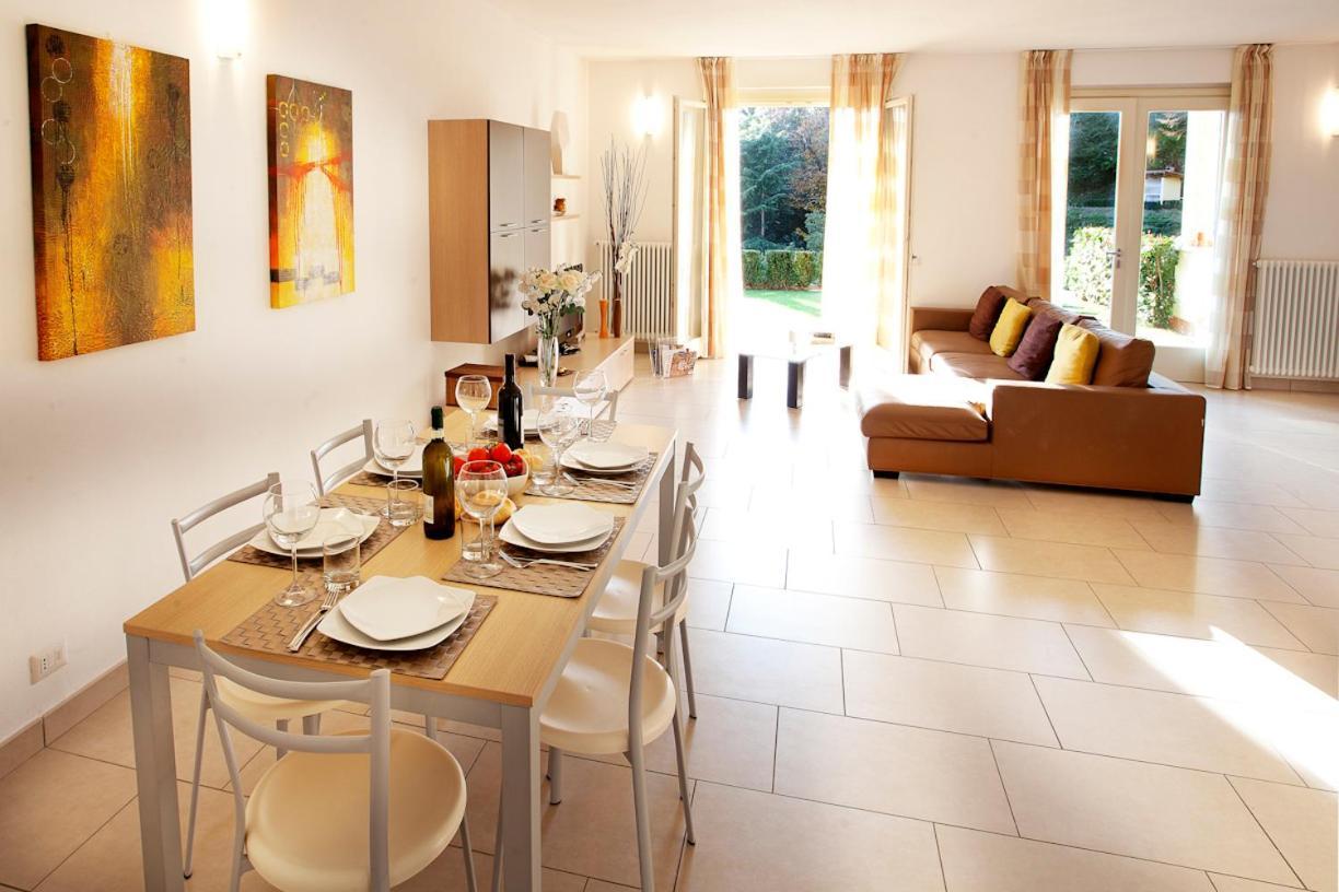 Tremezzo Residence 3-1 Of 11 Apartments In An Exclusive Residence By Italian Apartments エクステリア 写真